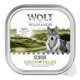 Wolf of Wilderness Senior - receptura dwubiałkowa, 6 / 24 x 300 g w tackach - 24 x 300 g: Green Fields - jagnięcina i kurczak